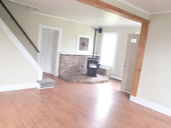 5th image of 10 Rochester St