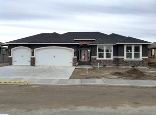 1605 E Palos Verdes Ln, Othello, WA 99344