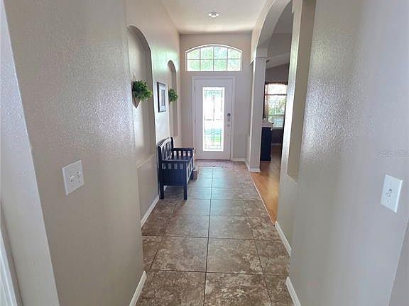 5th image of 2608 Vinedale Ave