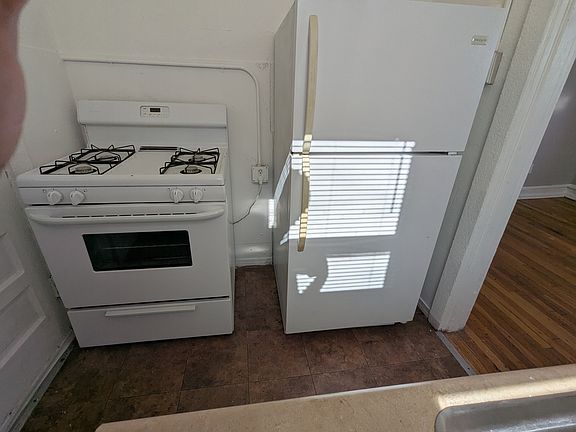 4th image of 2600 Bellevue Ave APT E