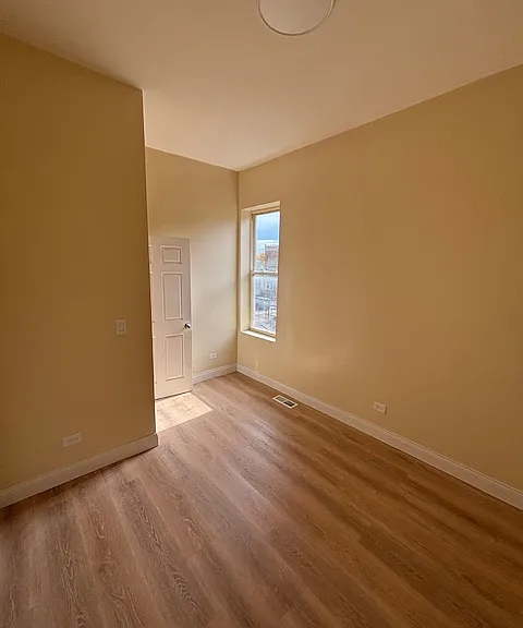 645 N Avers Ave #2 — Photo 6