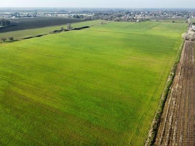 N Cherokee Ln, Acampo, CA, 95220