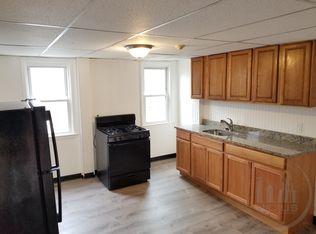 91 W Warwick Ave APT 2, West Warwick, RI 02893