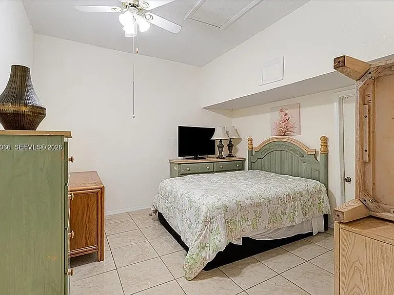 7620 S Aragon Blvd — Photo 12