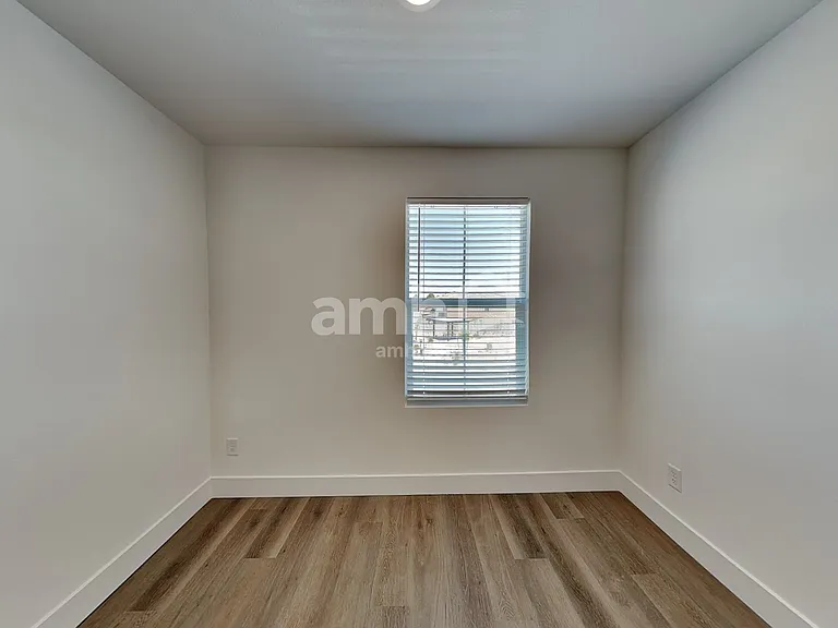 9131 Golden Sunflower Ct — Photo 16