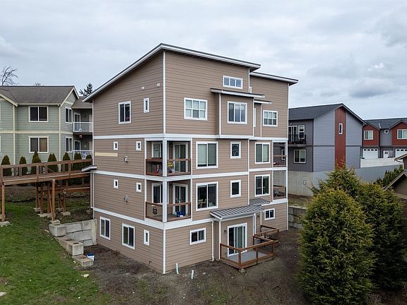 3rd image of 2171 Sunnybrook Lane
