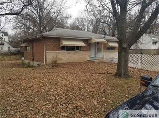 2555 Ada Ave, Saint Louis, MO 63136
