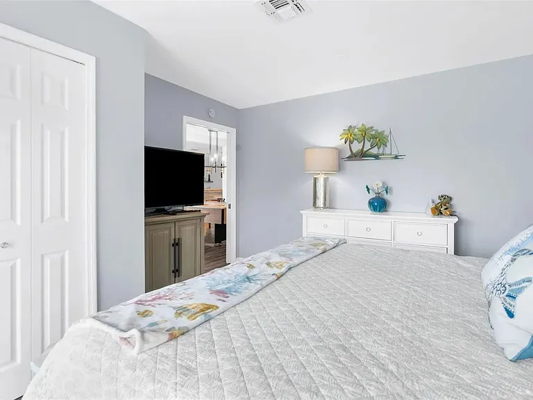 6029 Bayway Ct — Photo 31