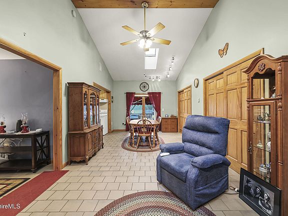 5th image of 36 N Main St