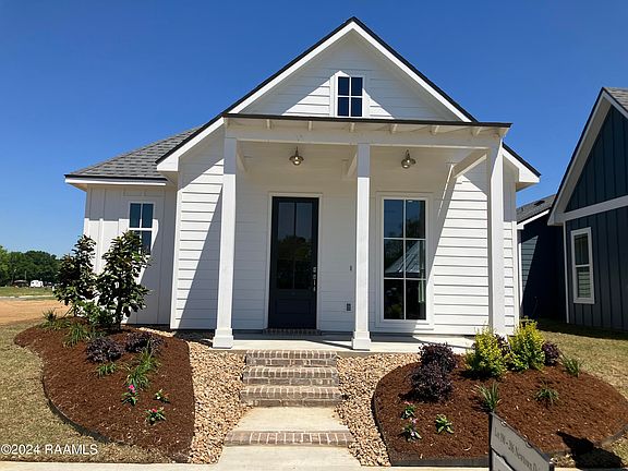 2nd image of 206 Newtown Dr