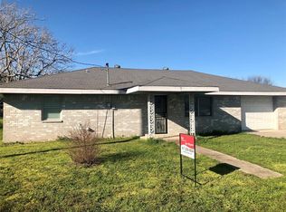 310 Chestnut St, Abbott, TX 76621