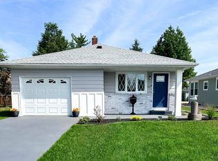 305 Saint Vincent Ct, Toms River, NJ 08757