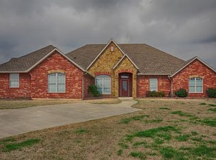 2601 Little Ln, Moore, OK 73160