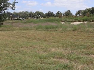 105 Huerta Rd, Florence, TX 76527