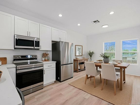 3rd image of 1303 Essex St #202