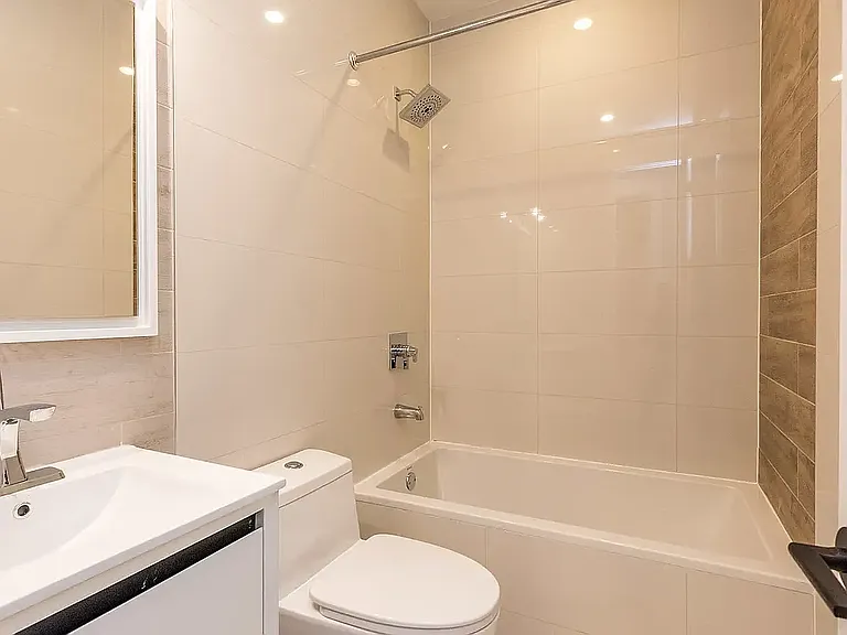 1180 Halsey St #3 — Photo 4