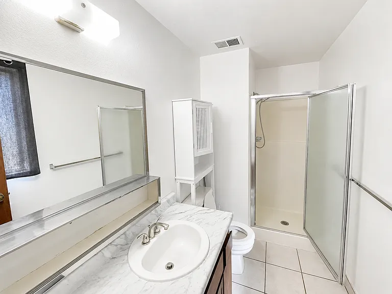1704 Antoine Ave — Photo 15