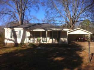 1605 E Waldron St, Corinth, MS 38834