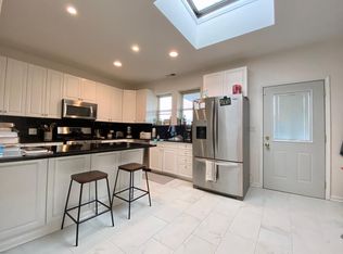 2431 N Albany Ave #3, Chicago, IL 60647