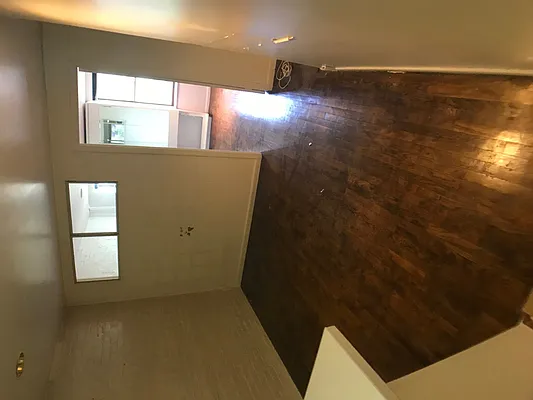 Rented by Roi Lidor, LREB | media 1