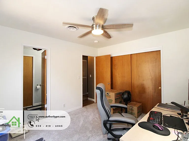 4548 Pensacola St — Photo 19