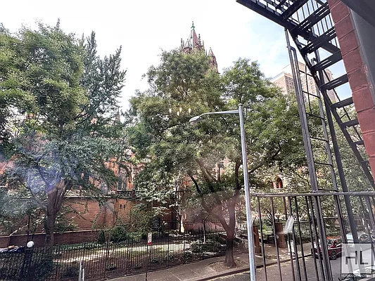 Rented by Highline Residential | media 22