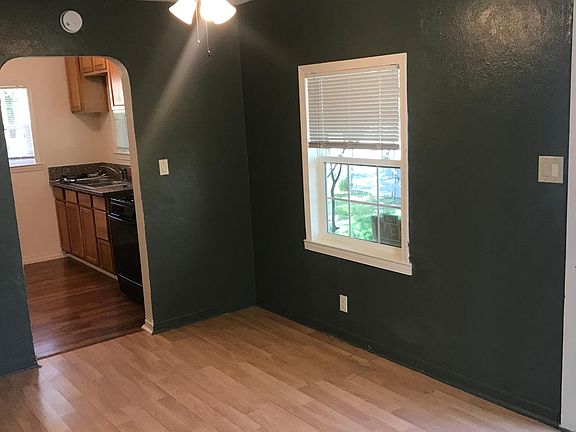 5th image of 4260 11th Ave