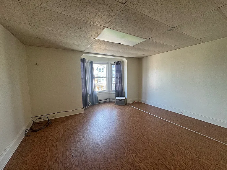 802 Wayne Ave #2 — Photo 15