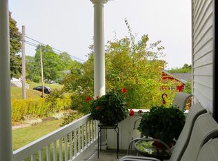 151 Green St, Lunenburg, NS B0J2C0