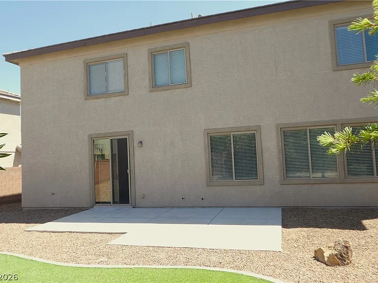4054 Lower Saxon Ave — Photo 47