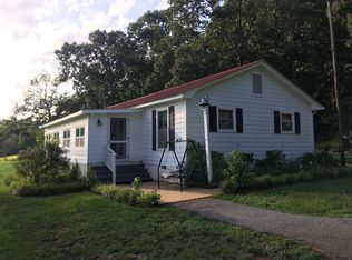 220 Whitlock Rd, Commerce, GA 30530