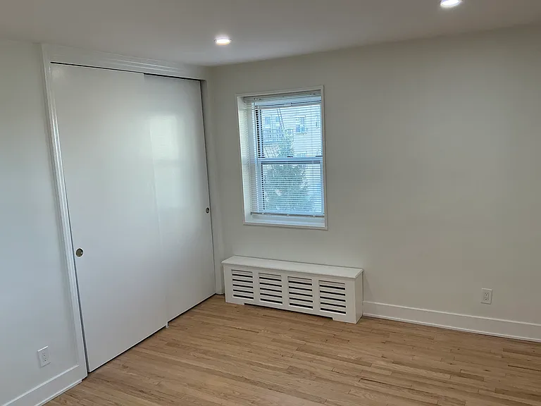 2195 N Central Rd #5A — Photo 5