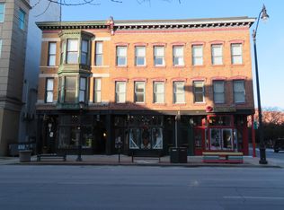 111 N 6th St, Springfield, IL 62701