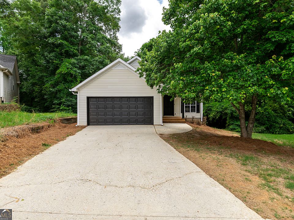 1st image of 930 Sweetwater Way