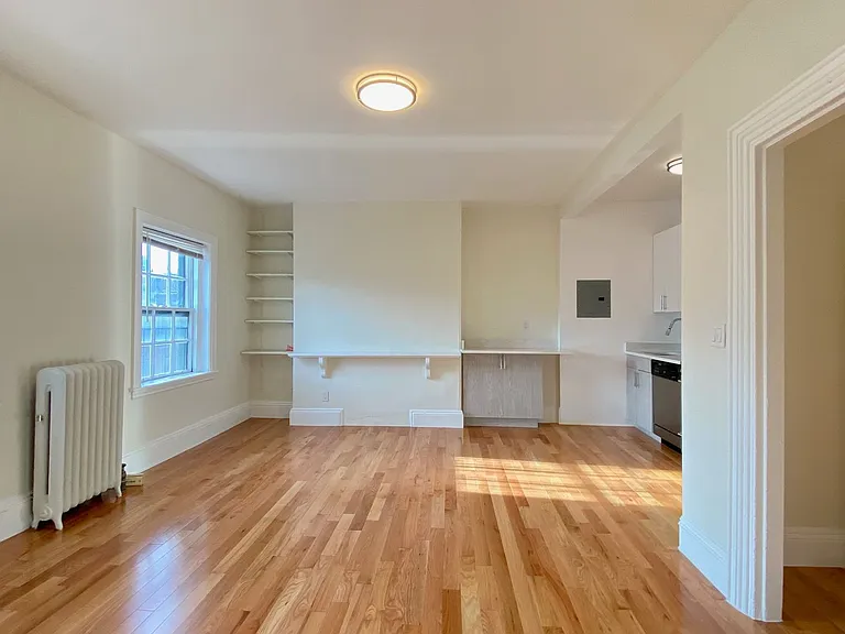 92 Charles St #5 — Photo 8