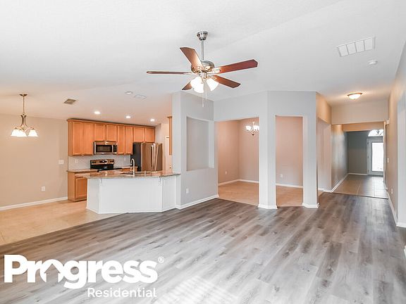 4th image of 4643 Pine Lake Dr