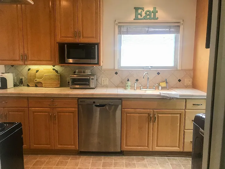 21405 Evalyn Ave — Photo 6