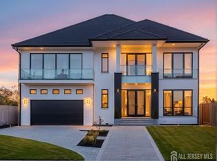 133 Harding Ave, Edison, NJ 08820