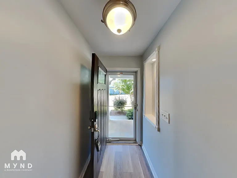 182 Red Admiral Ct — Photo 2