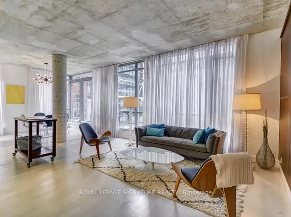 36 Charlotte St Unit 204, Toronto, ON M5V 3P7