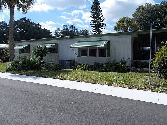 2nd image of 123 Flamingo Dr