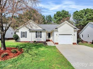1119 Allison Bluff Trl, Rock Hill, SC 29732