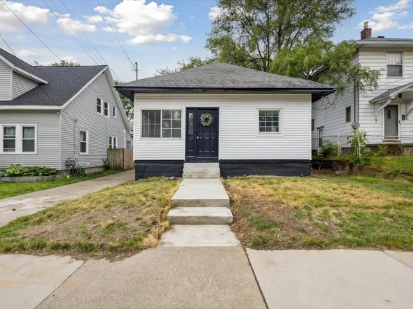 1106 Dickinson St SE, Grand Rapids, MI 49507