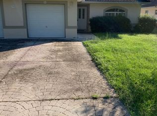 9 Rainbow Ln #A/B, Palm Coast, FL 32164
