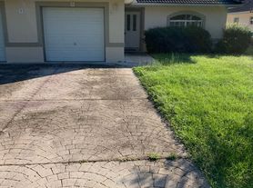 9 Rainbow Ln, Palm Coast, FL