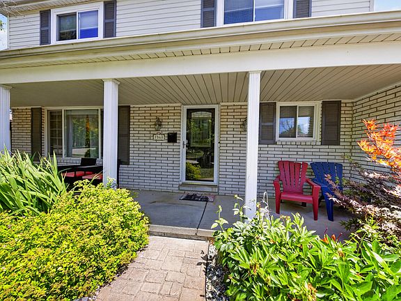 5th image of 7568 Sussex Dr
