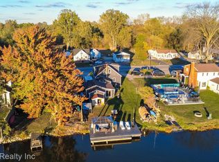 26721 W Huron River Dr, Flat Rock, MI