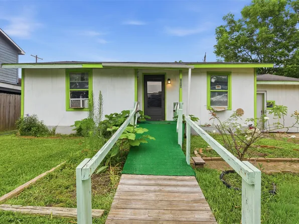 1914 Santa Rosa St, Houston, TX 77023