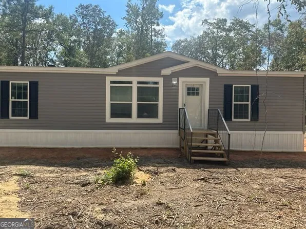 286 Webb Cir, Metter, GA 30439