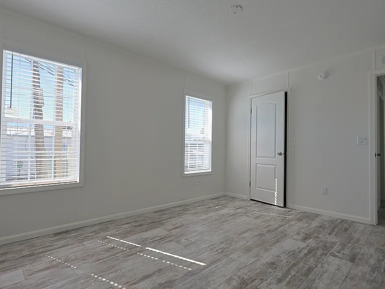 3528 14th St W — Photo 29